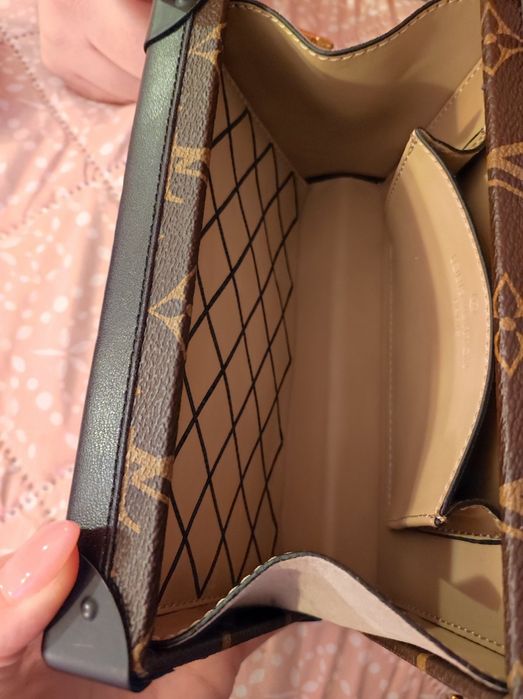 Louis Vuitton дамска чанта