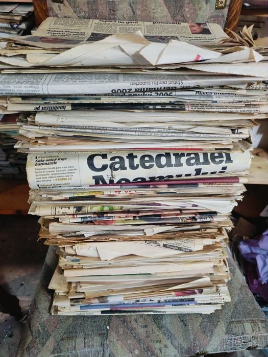 Reviste și ziare vechi