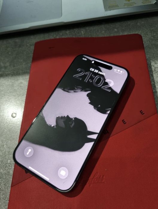 Iphone 15 pro 256гб акб 79