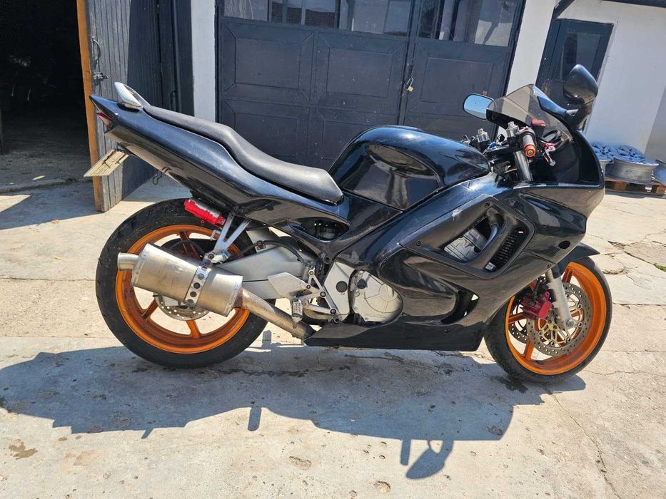 HONDA CBR 600 F3 - PC31/A - 600cmc - 77kw