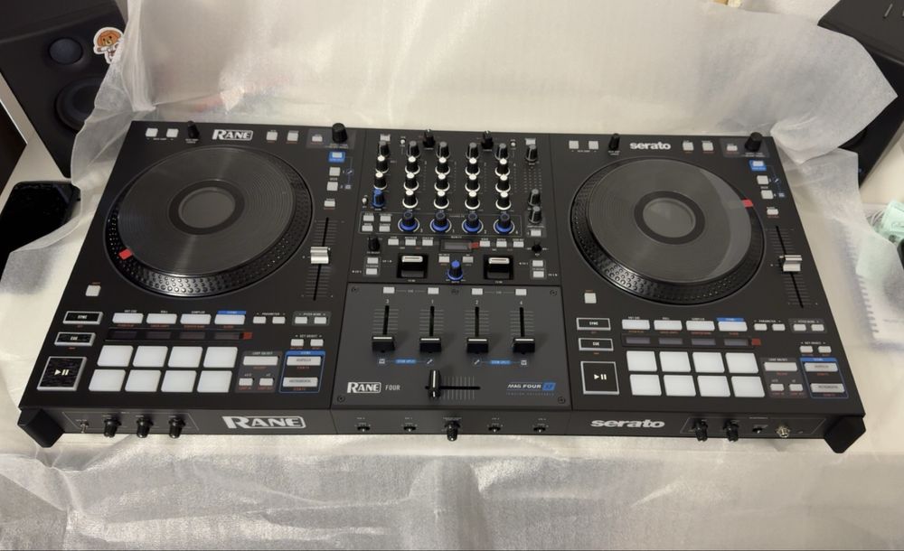 Consola Dj Rane Four