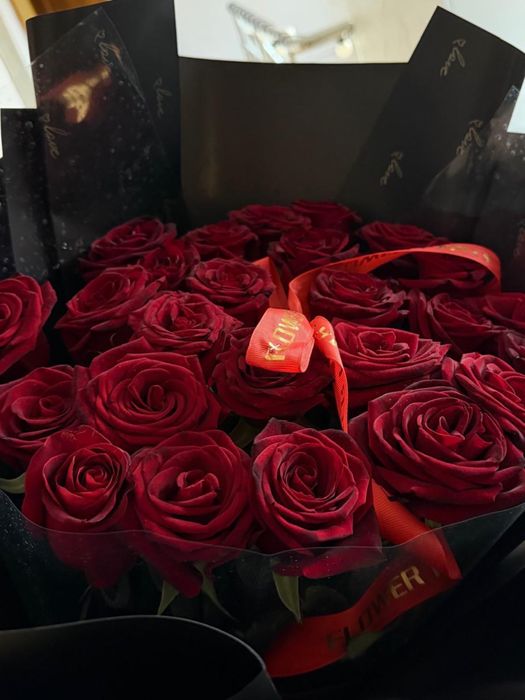 Цветы свежие только что получили