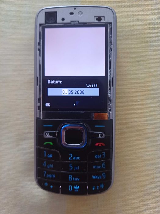 Telefon Nokia 6220c