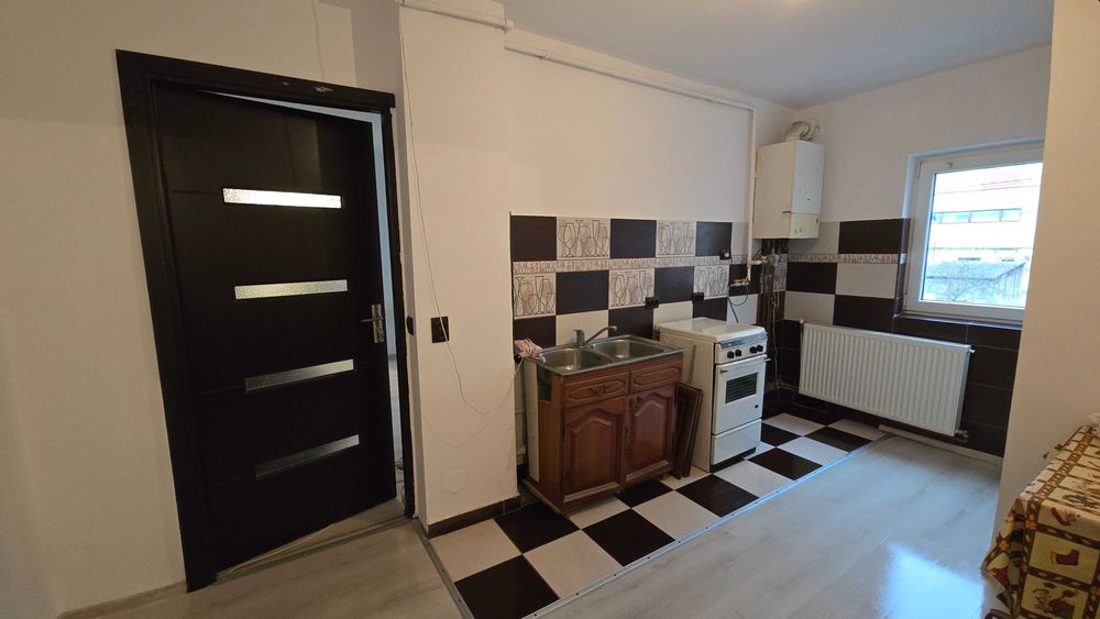 Persoană fizică – vând apartament 2 camere, Dealul Florilor, Dej