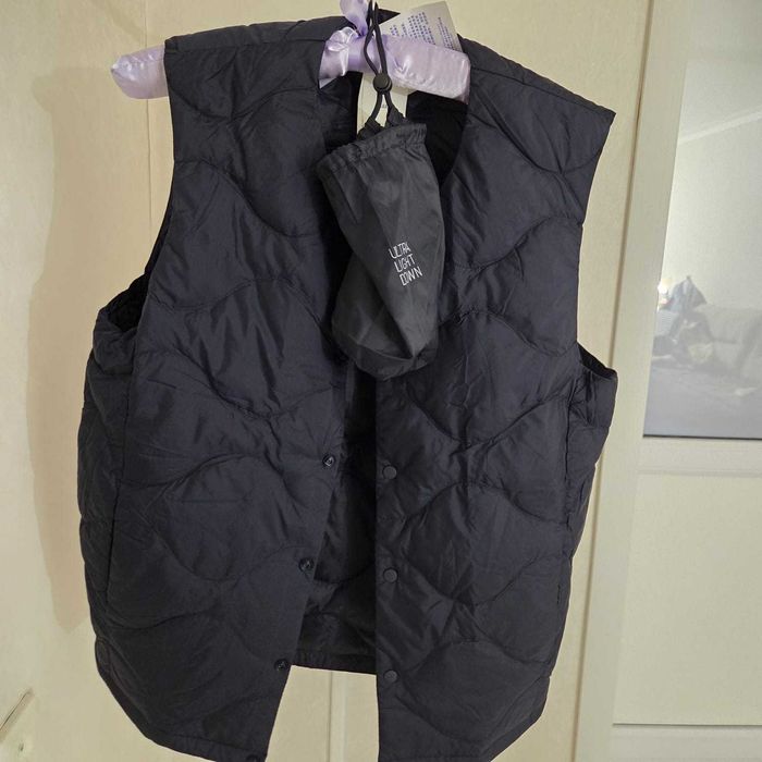 продам жилетку Uniqlo
