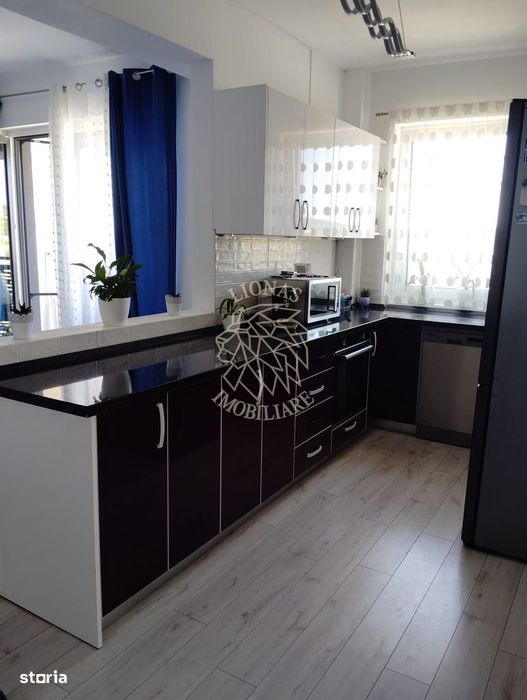 COMISION 0%! Apartament 3 camere-balcon-Complexul Panoramic-Exclusiv