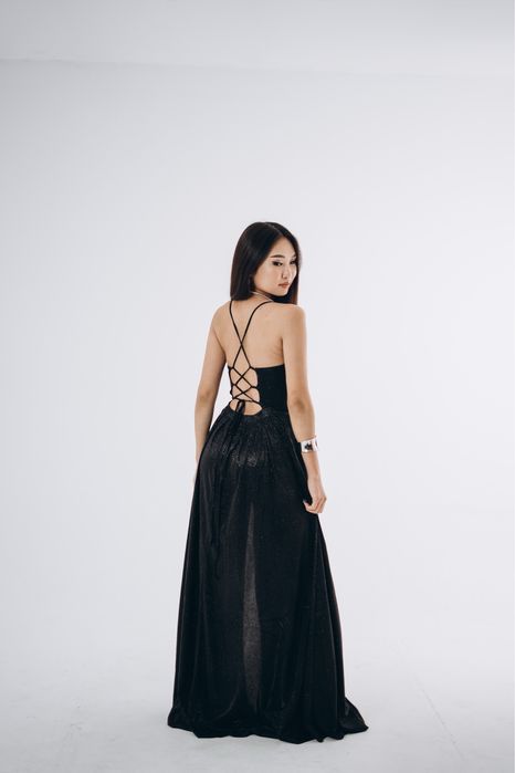 вечернее платье.