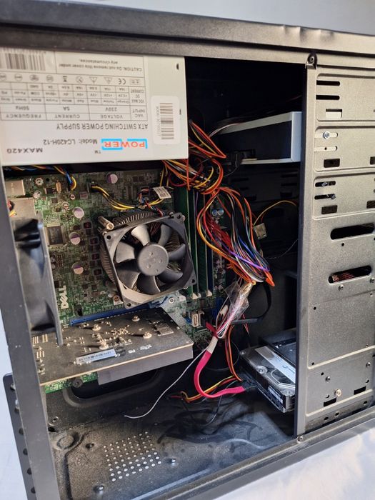 Vând/Schimb desktop Dell i5, 16 GB ddr