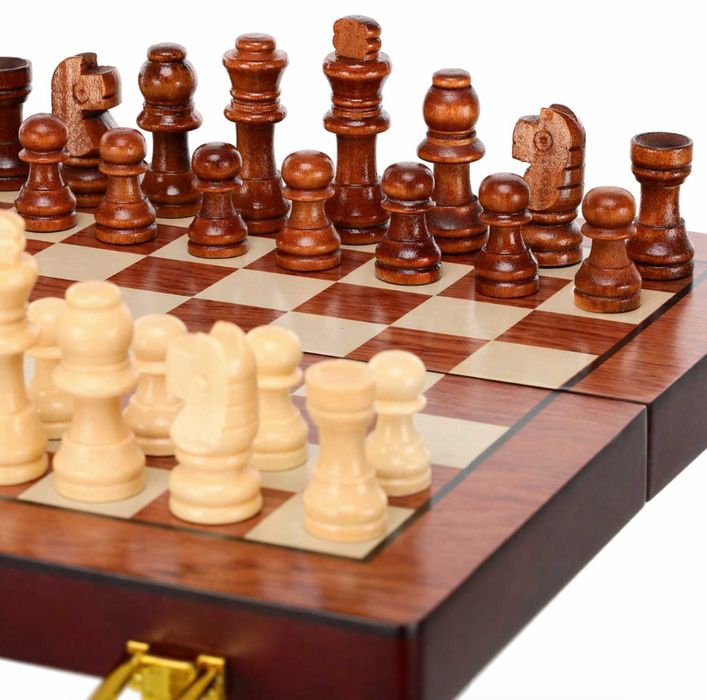 ЛУКСОЗЕН ДЪРВЕН МАГНИТЕН ШАХ 2в1 – ПЕРФЕКТЕН ПОДАРЪК | 39.5см.