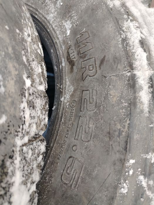 Резина б/у R 11 22.5