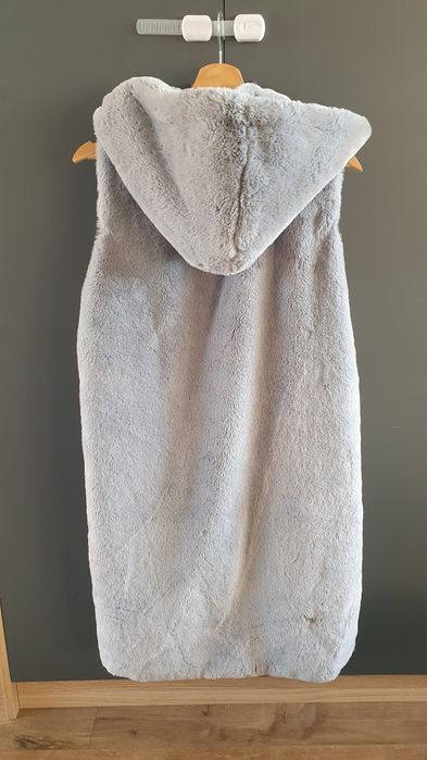 Продавам пролетно-есенен дълъг елек