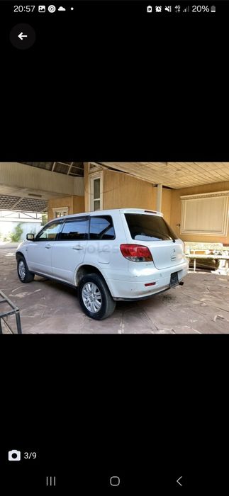 Автомобиль митсубиси