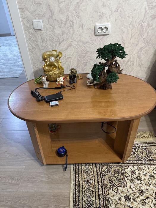 Журнальный столик