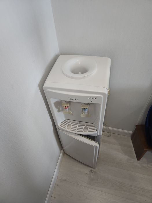 Продам кулер для воды