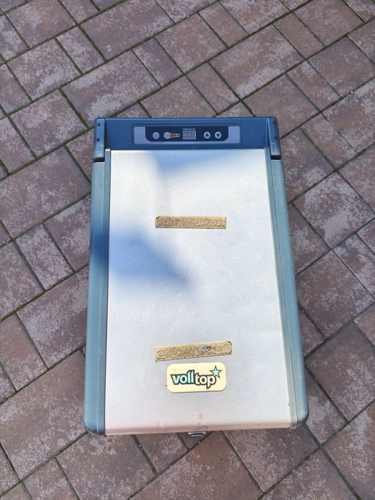 Ladă frigorifică auto portabilă