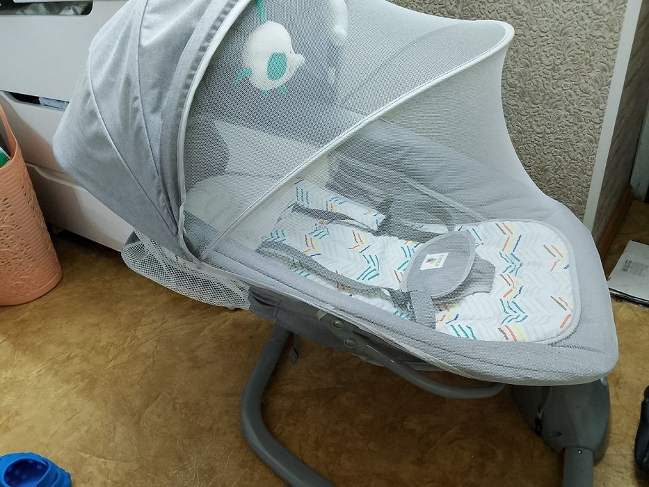 Продам детскую люльку