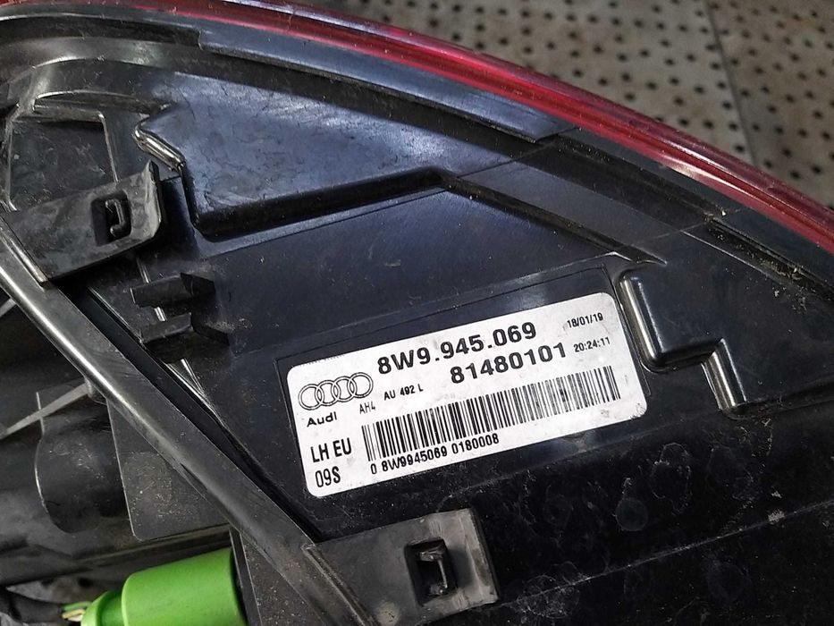 Stop tripla lampa stanga aripa audi a4 b9 8w avant 8w9945069 81480101