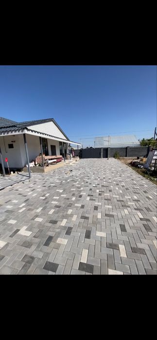 Укладка брустчтки