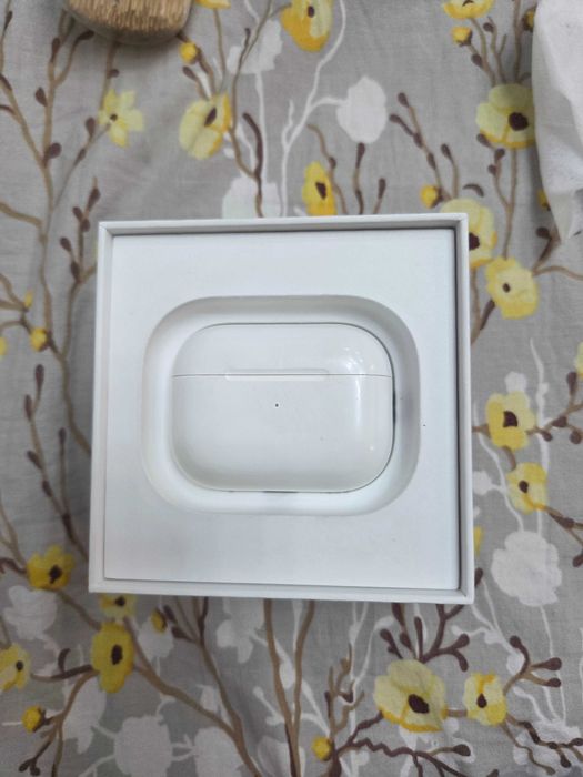 AirPods Pro (2nd generation) with MagSafe Case (USB-C) Model A3047