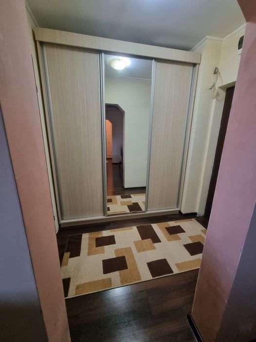 Inchiriez Apartament