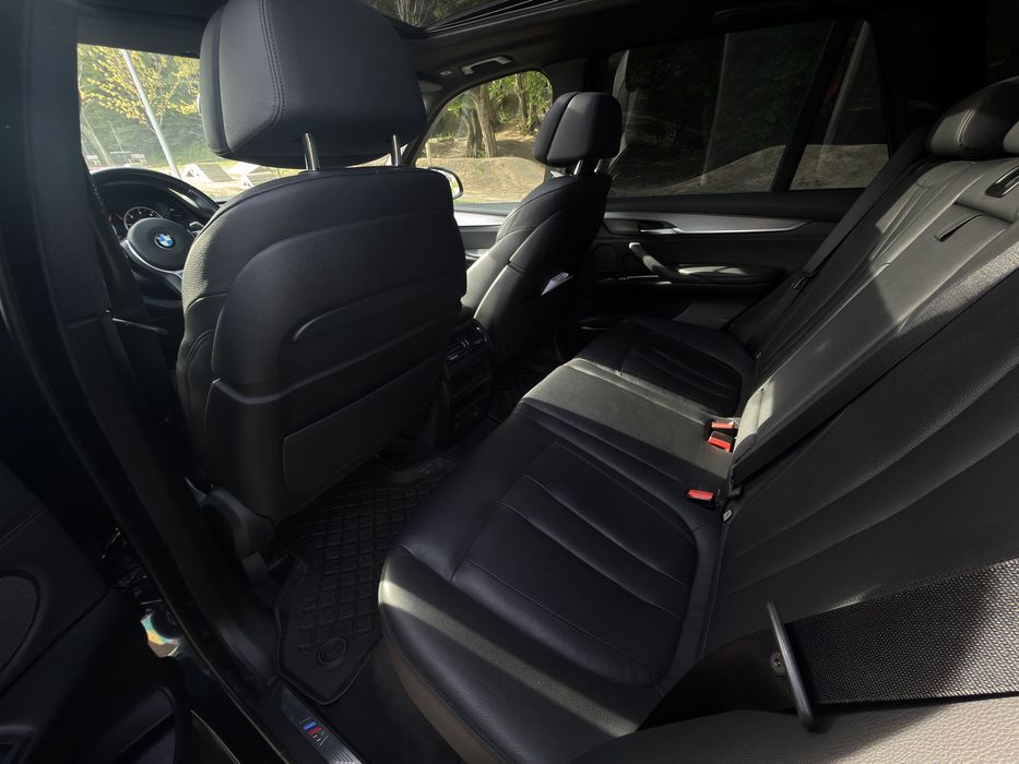 Vand Bmw x5 F15 4xd  M pachet