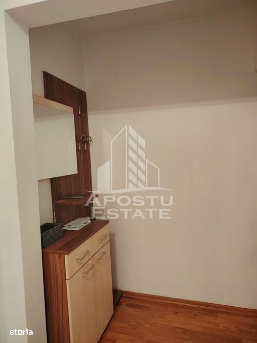Apartament de inchiriat 3 camere, centrala proprie, etaj 1, zona Dacia