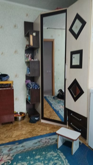 Отдам спальный гарнитур