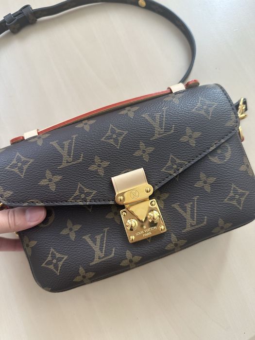 Сумка Louis Vuitton Pochette Métis Monogram