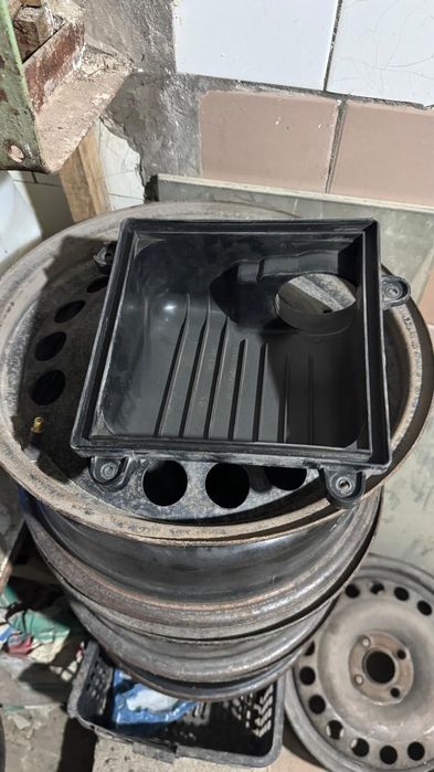 Продам корпус воздушного фильтра