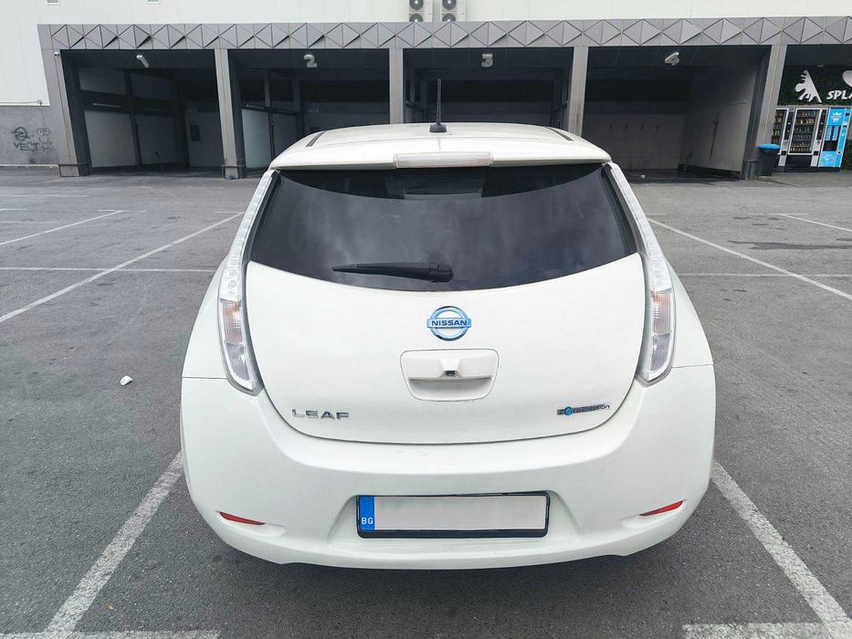 Nissan Leaf 30 kWh (2017) - Електрически Автомобил
