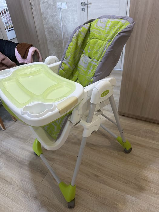 Детское кресло для кормления