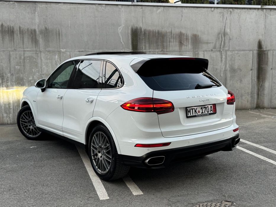 Porsche Cayenne,Distronic plus,Side Assist