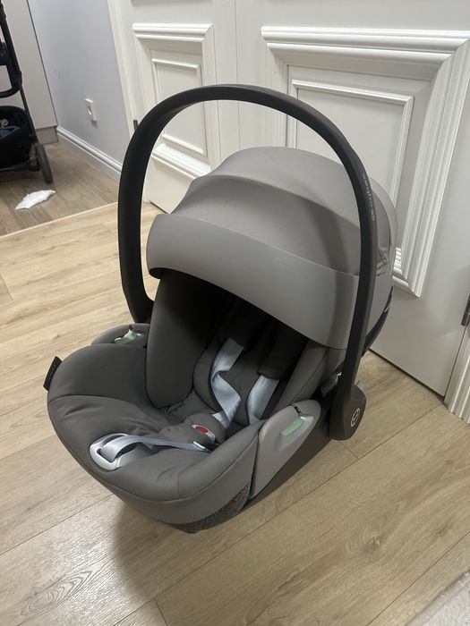 Cybex Автолюлька cloud T i-size