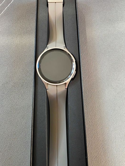 Samsung Galaxy Watch5 pro LTE 45mm