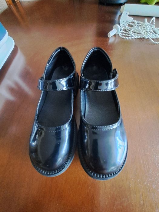 Срочно продам туфли