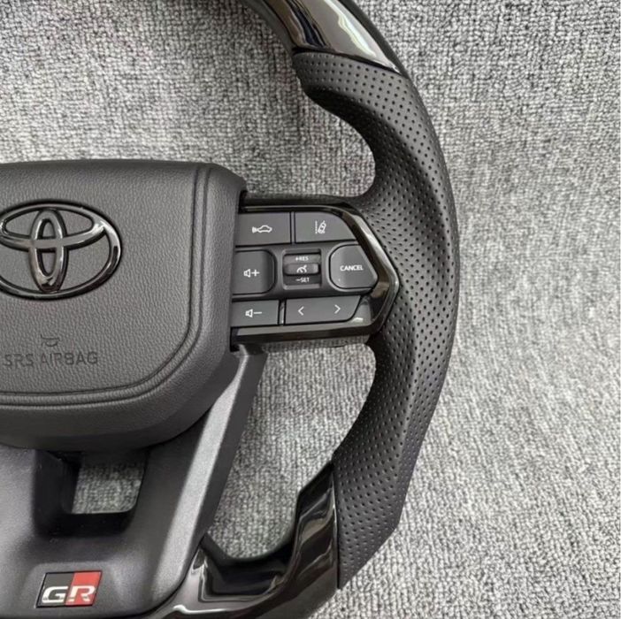 Уневерсальный руль для Toyota
