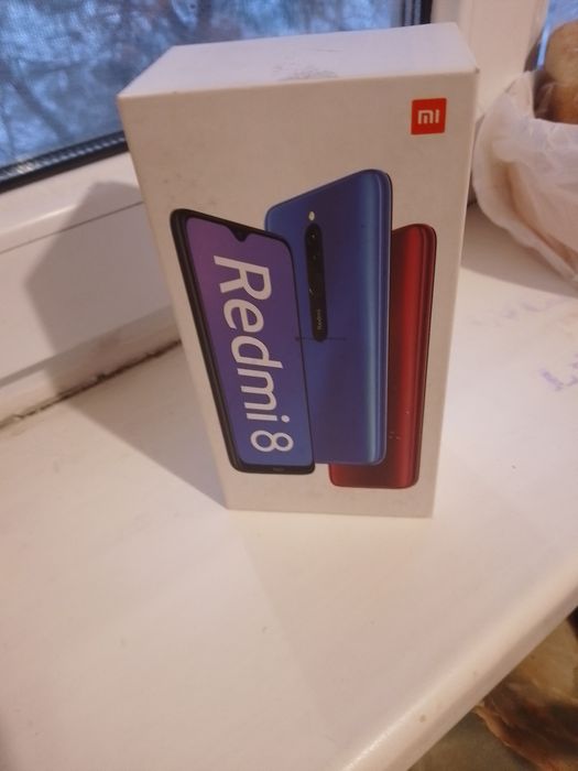 Продам REDMI 8 sapphire blue 4/64GB