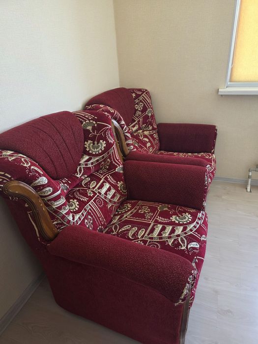 Диван и 2 кресла