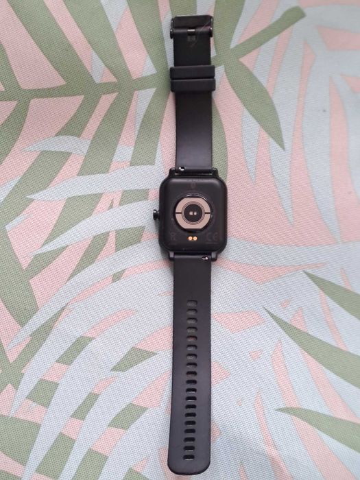 Италиански спортен смарт часовник ION SMARTWATCH Cellularline
