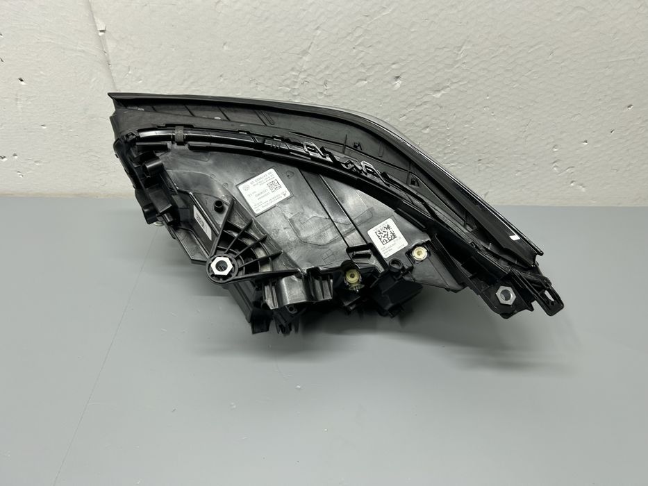 Far bmw G60 G61 full led adaptive 2024-2025 dreapta