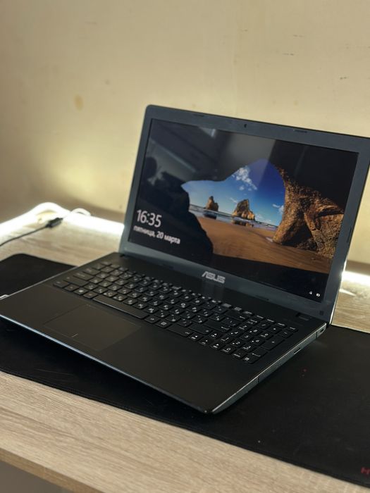 Ноутбук ASUS / SSD / 8GB