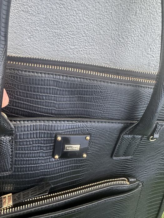 Стилна дамска чанта