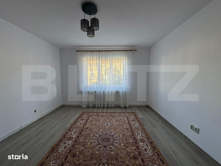 Casa cu 3 camere, 100mp, in Tampa