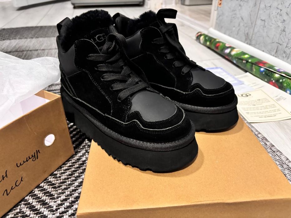 Продам обувь UGG