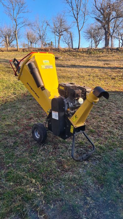 Tocator crengi gradina