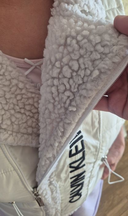 Жалетка теплая женская -