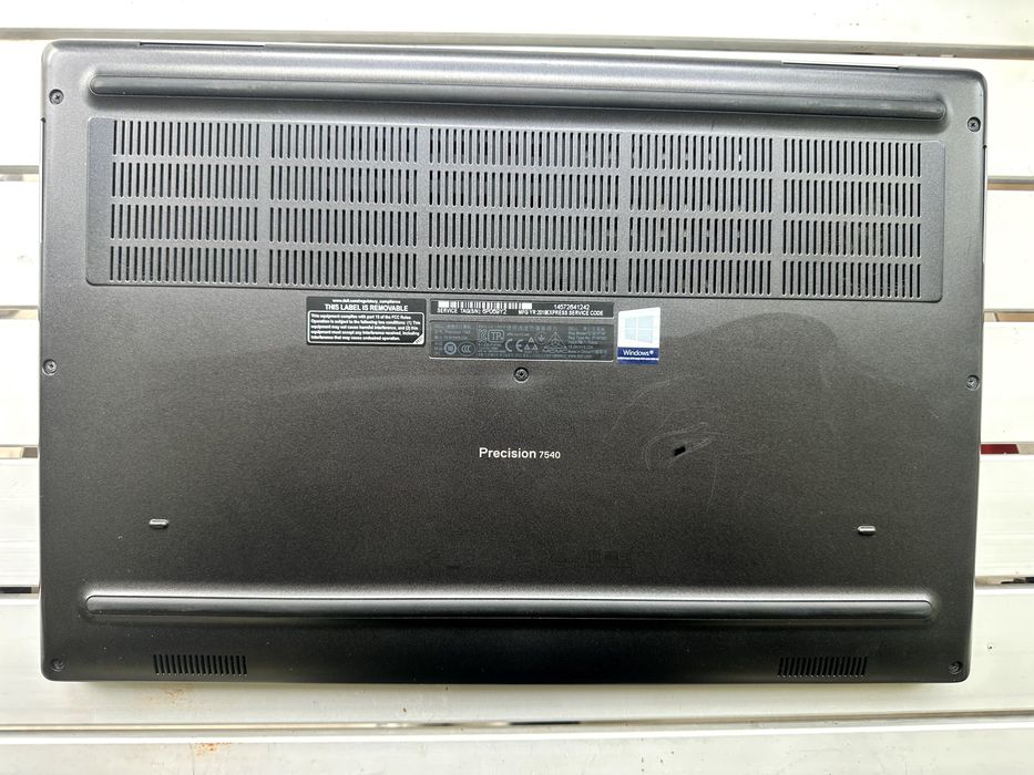 Vand Laptop Dell Precision 7540 cu Touchscreen