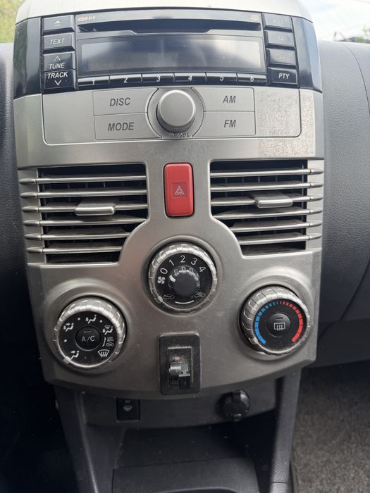 Vand Daihatsu Terios. 4X4. Benzina