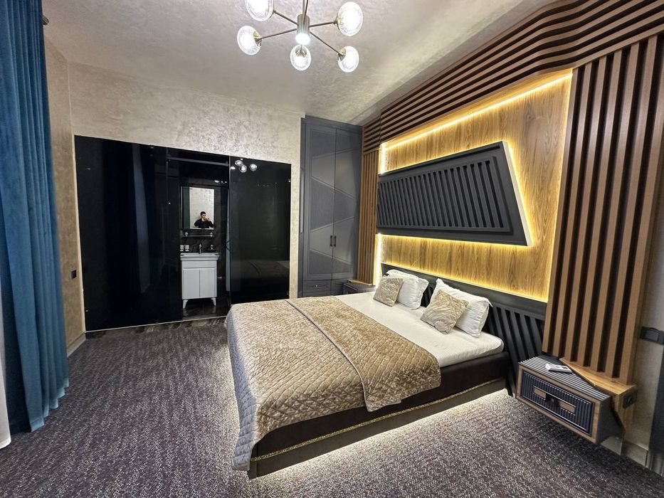 Оила ва Дўстлар учун Carat Luxury  Чорбогда жойлашган