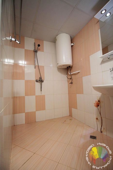 Дава се под наем Едностаен апартамент в Бургас, Лазур - 50 кв.м за 306 € - Снимка #12